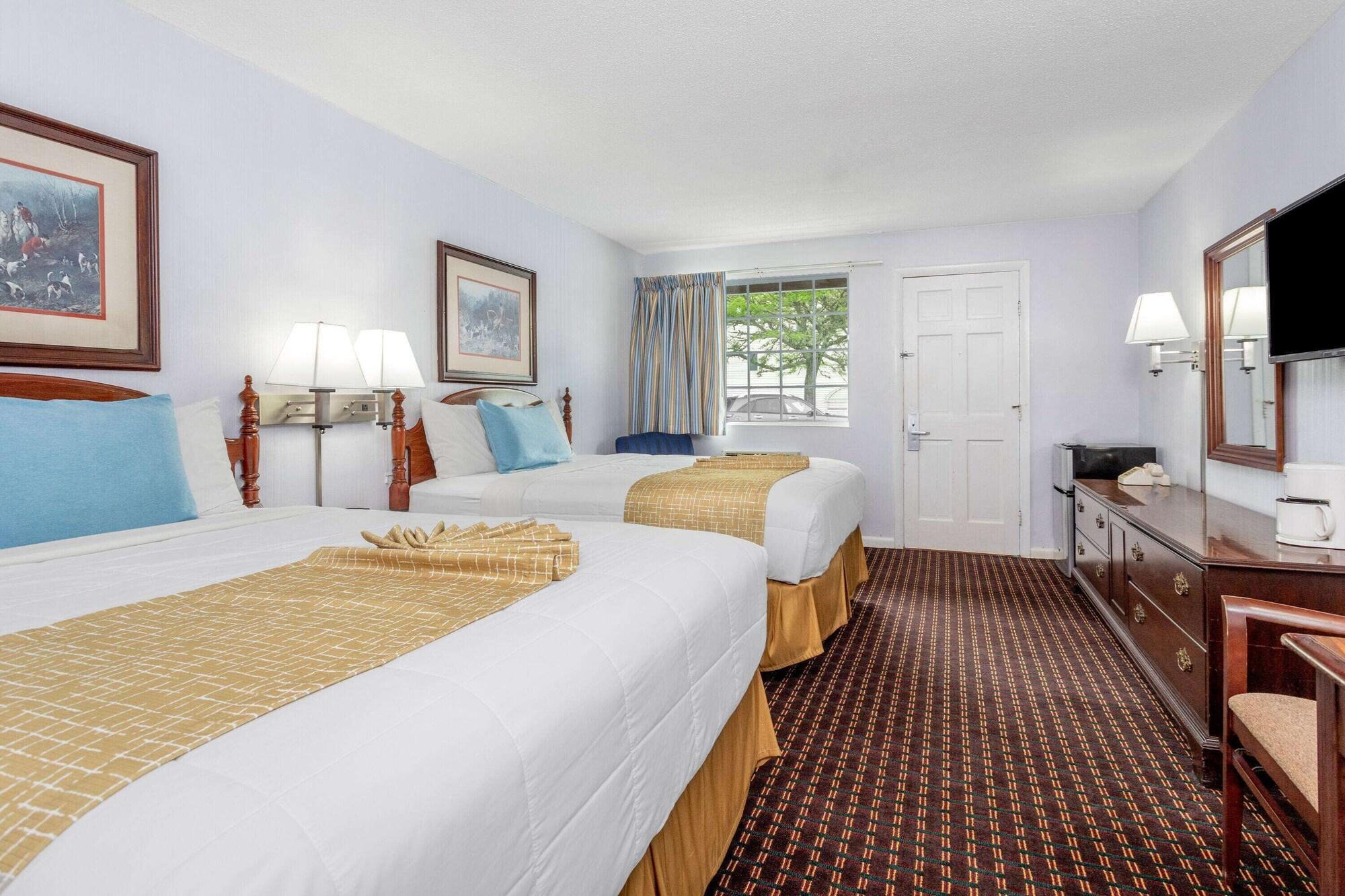 Travelodge By Wyndham Cape Cod Area West Dennis Exterior photo