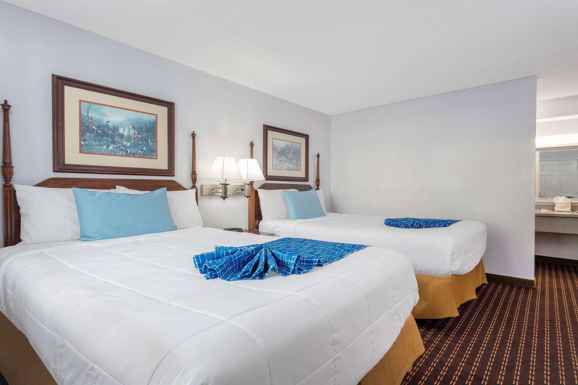 Travelodge By Wyndham Cape Cod Area West Dennis Exterior photo